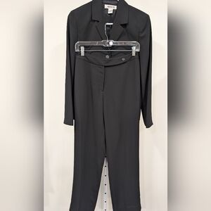 Alfani Black Womens Suit - Size 8 Jacket, Size 4 Pants